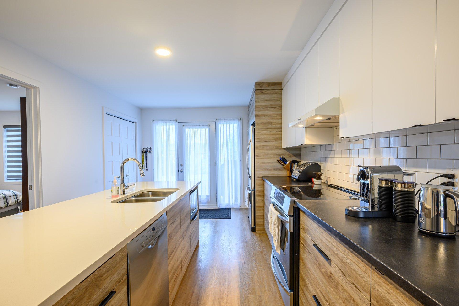 









449

 - 455


Rue du Faubourg

,
Nicolet,




QC
J3T0E7

