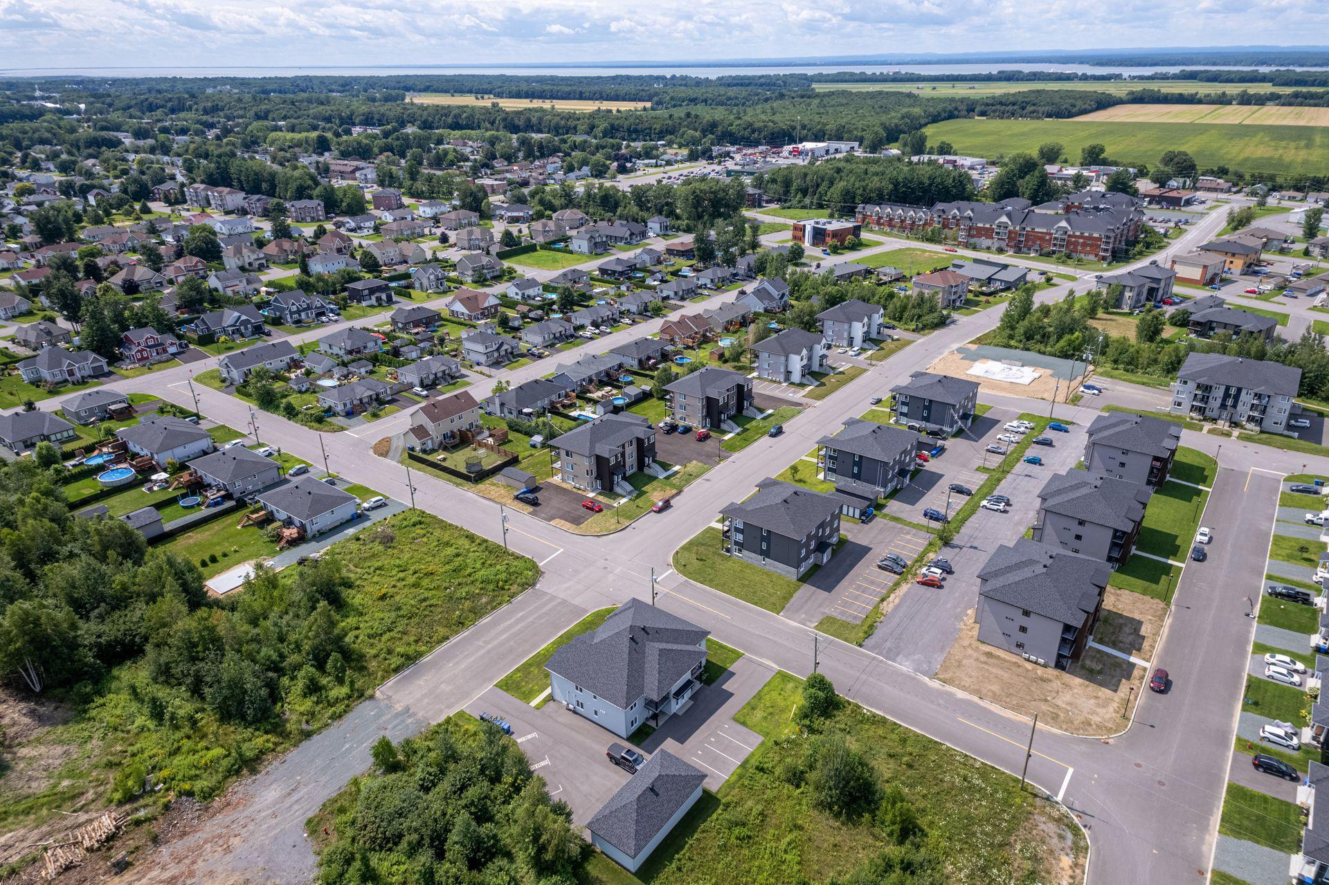 









449

 - 455


Rue du Faubourg

,
Nicolet,




QC
J3T0E7

