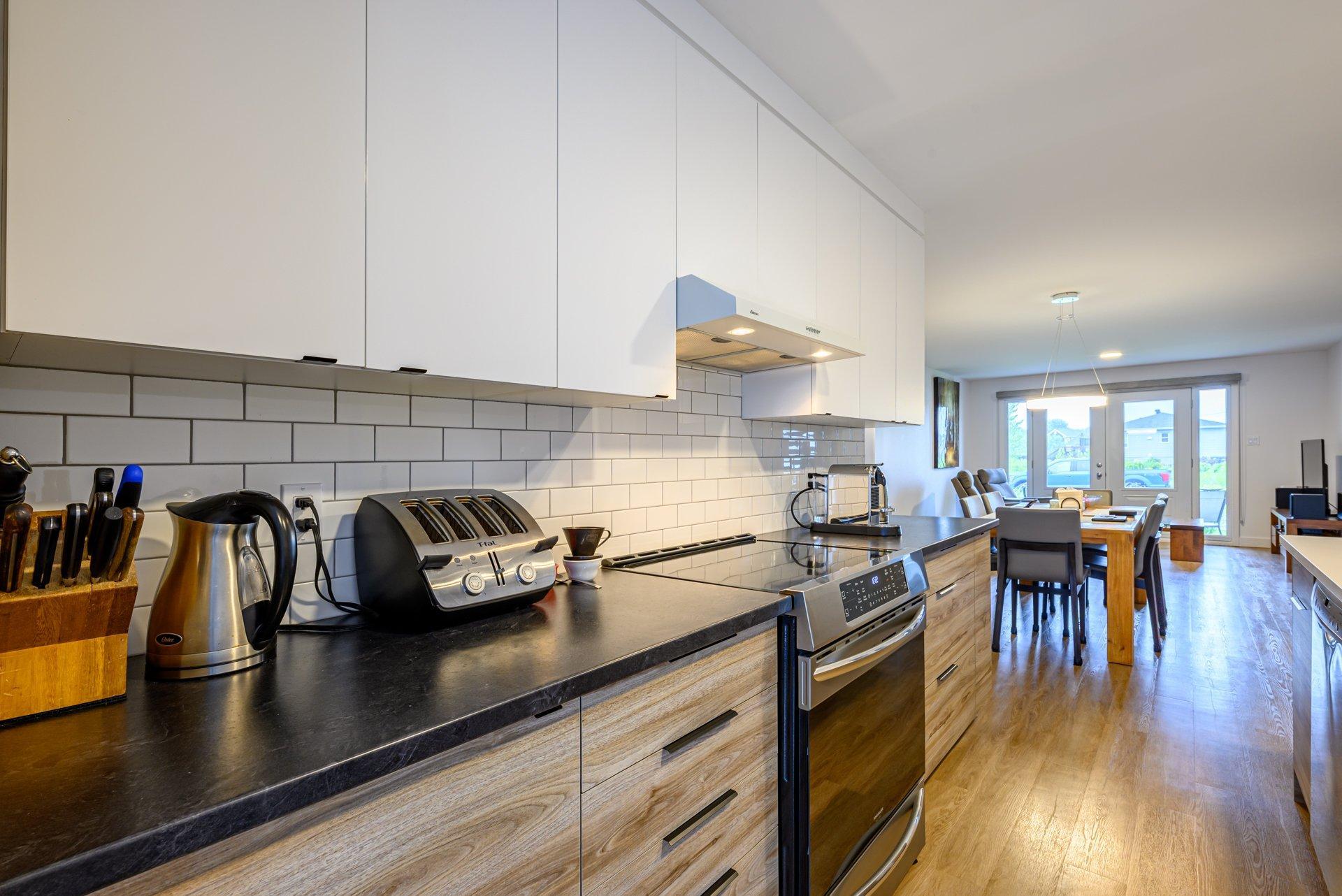 









449

 - 455


Rue du Faubourg

,
Nicolet,




QC
J3T0E7

