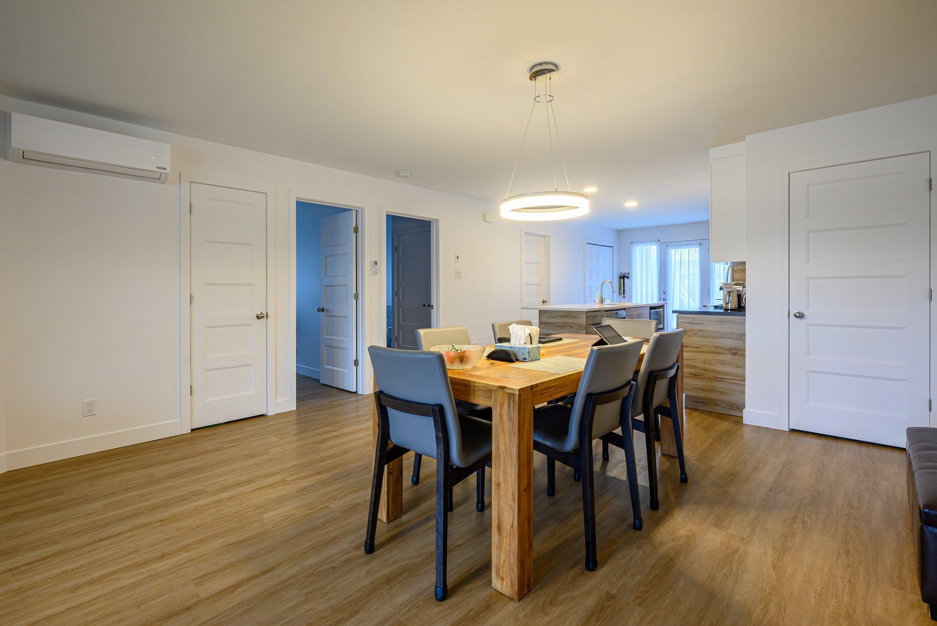 









449

 - 455


Rue du Faubourg

,
Nicolet,




QC
J3T0E7

