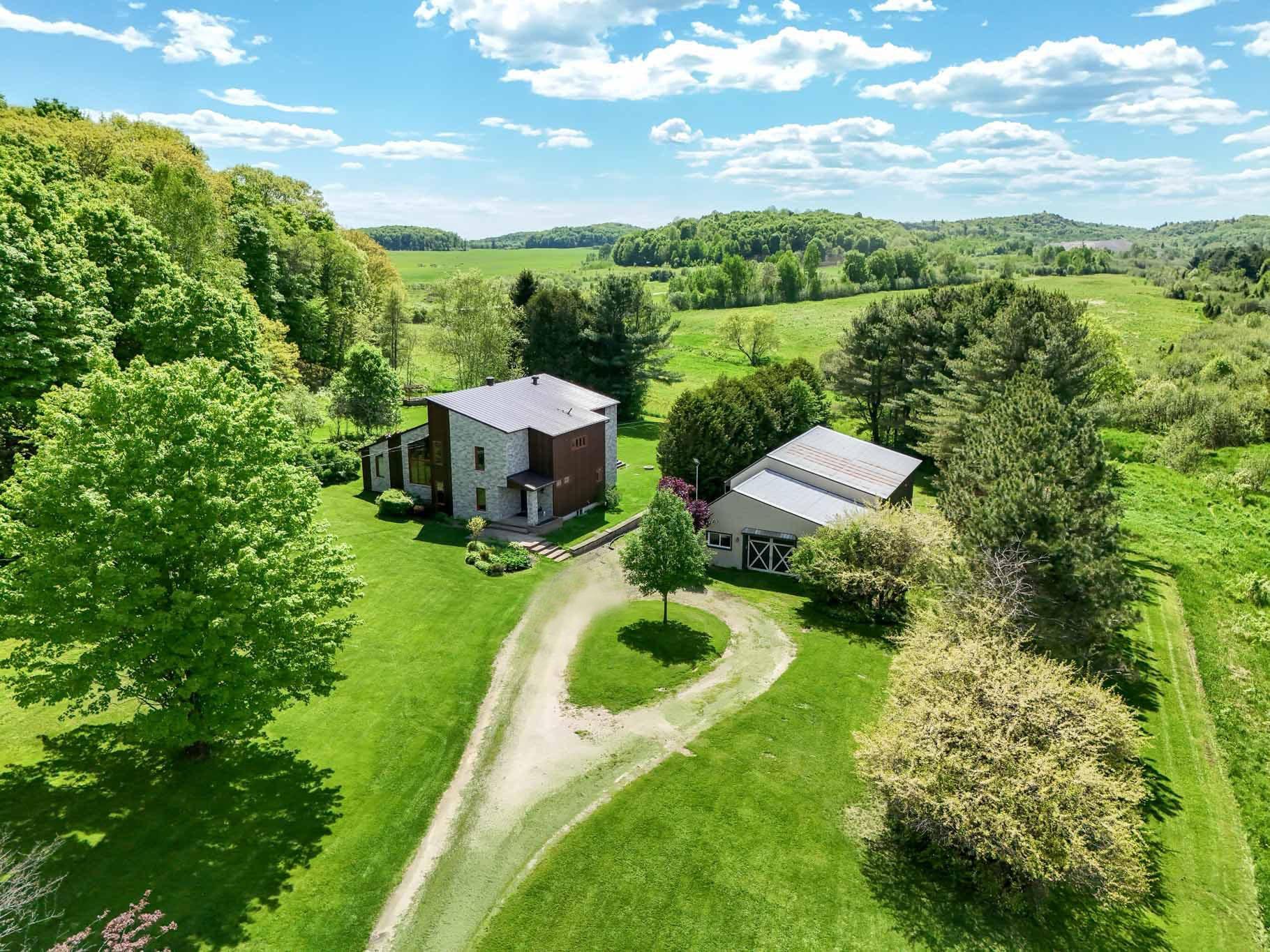 









511


Rg St-Louis

,
Saint-André-Avellin,







QC
J0V1W0


