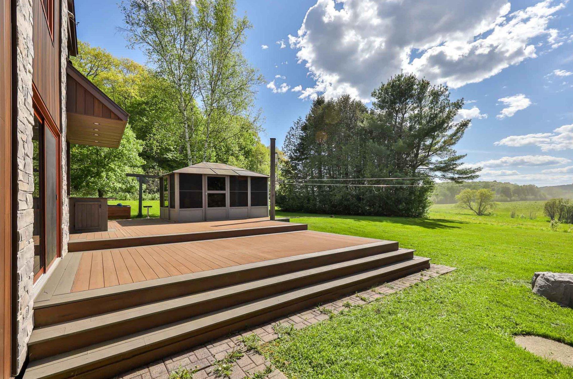 









511


Rg St-Louis

,
Saint-André-Avellin,







QC
J0V1W0


