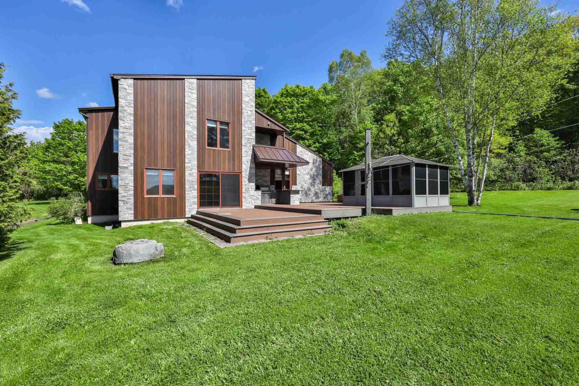 









511


Rg St-Louis

,
Saint-André-Avellin,







QC
J0V1W0

