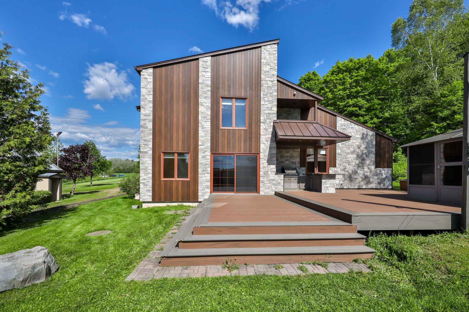 









511


Rg St-Louis

,
Saint-André-Avellin,







QC
J0V1W0

