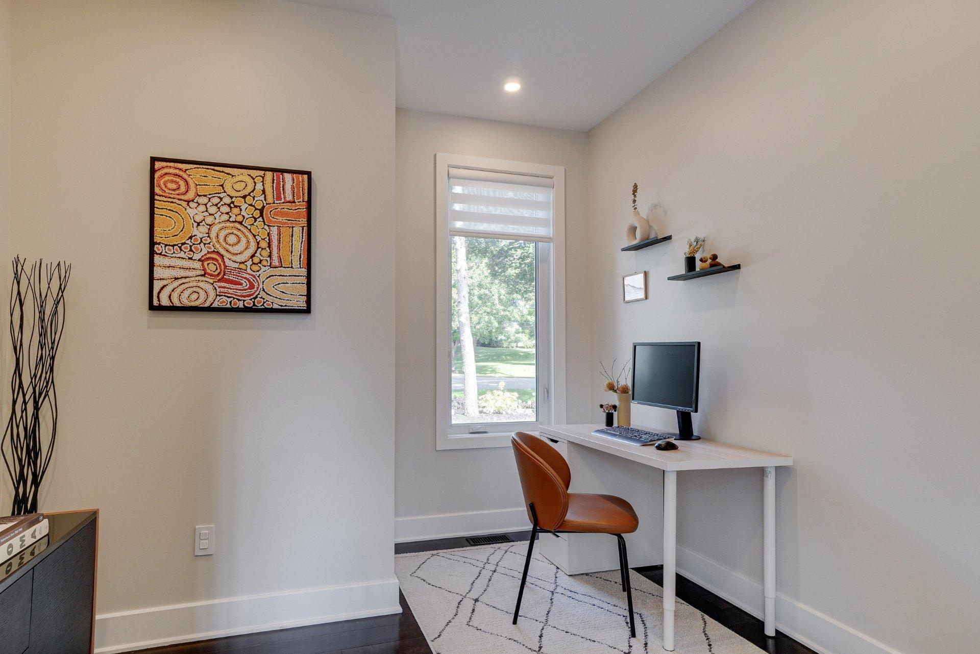 









218


Rue Oakridge

,
Baie-d'Urfé,




QC
H9X2N4

