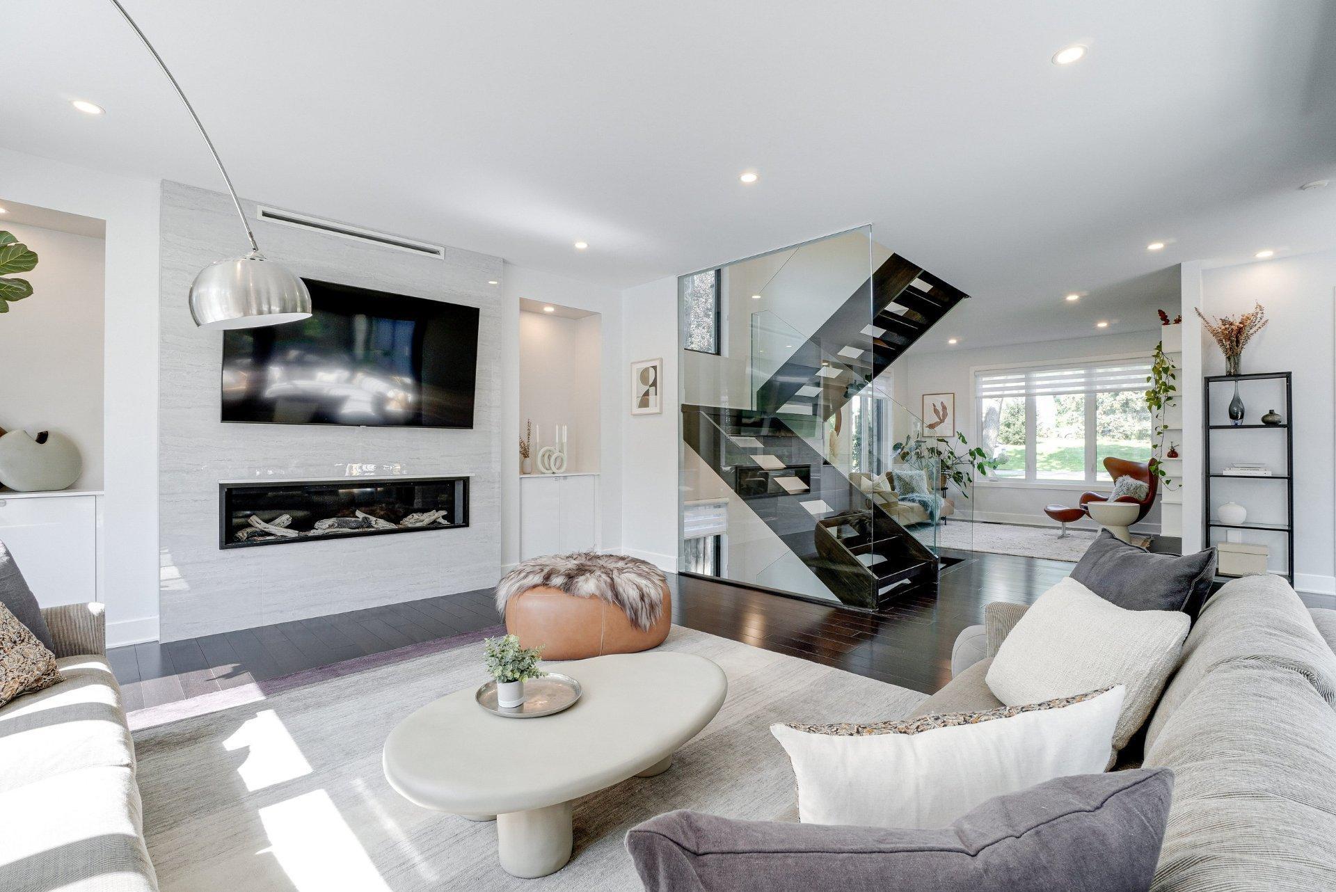 









218


Rue Oakridge

,
Baie-d'Urfé,




QC
H9X2N4

