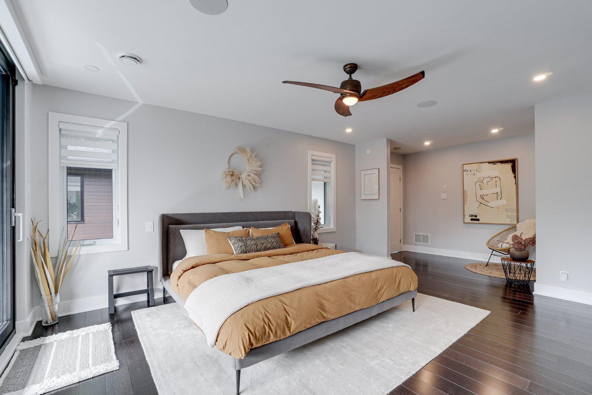 









218


Rue Oakridge

,
Baie-d'Urfé,




QC
H9X2N4

