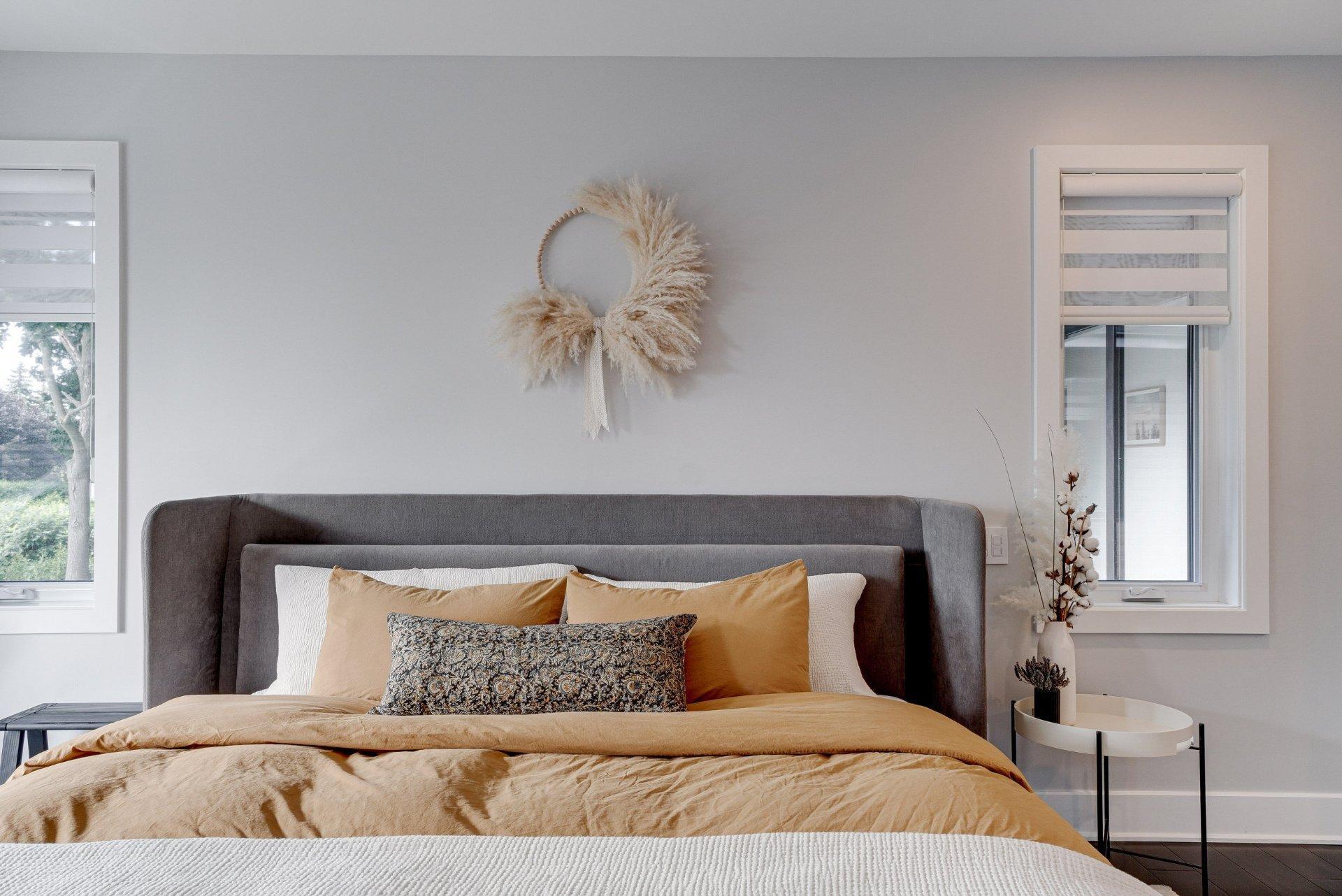 









218


Rue Oakridge

,
Baie-d'Urfé,




QC
H9X2N4

