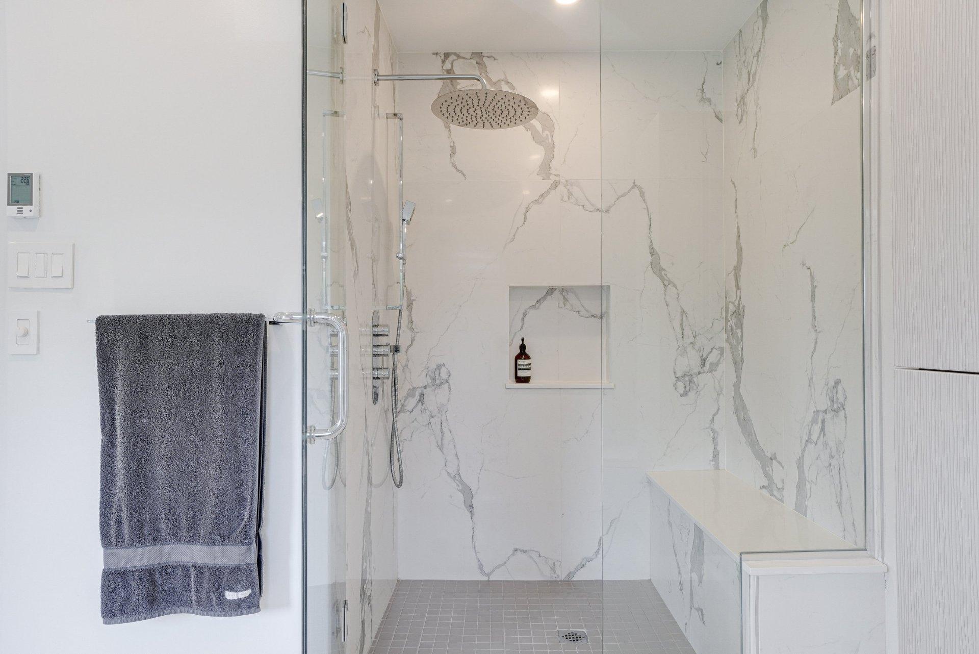 









218


Rue Oakridge

,
Baie-d'Urfé,




QC
H9X2N4

