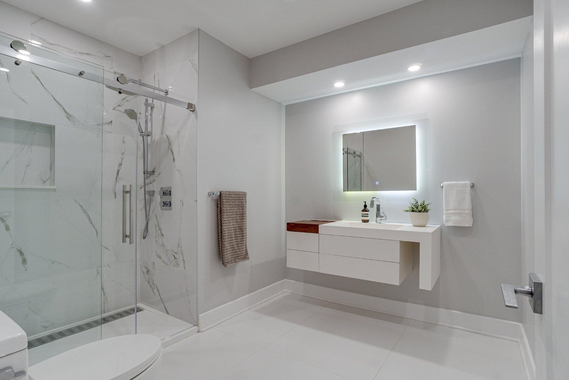 









218


Rue Oakridge

,
Baie-d'Urfé,




QC
H9X2N4

