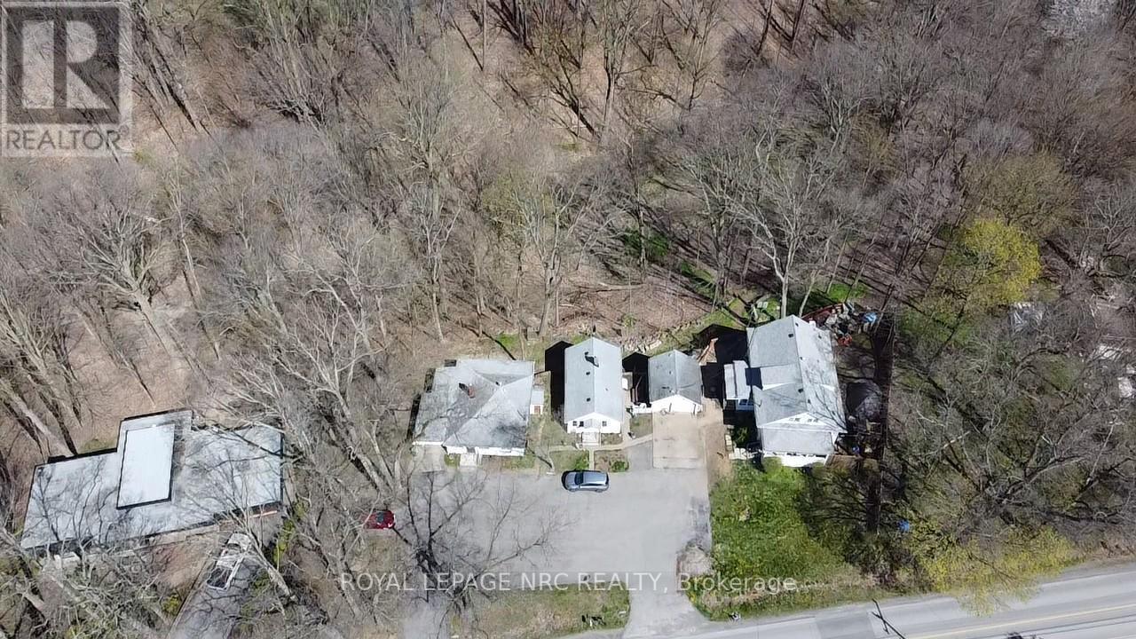 












PART 1 - 201 CANBORO RD ROAD

,
Pelham (Fonthill),







Ontario
L0S1E5

