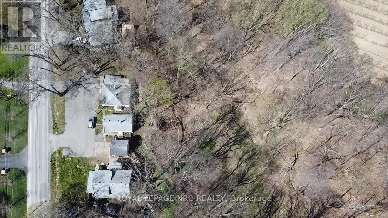 












PART 1 - 201 CANBORO RD ROAD

,
Pelham (Fonthill),







Ontario
L0S1E5

