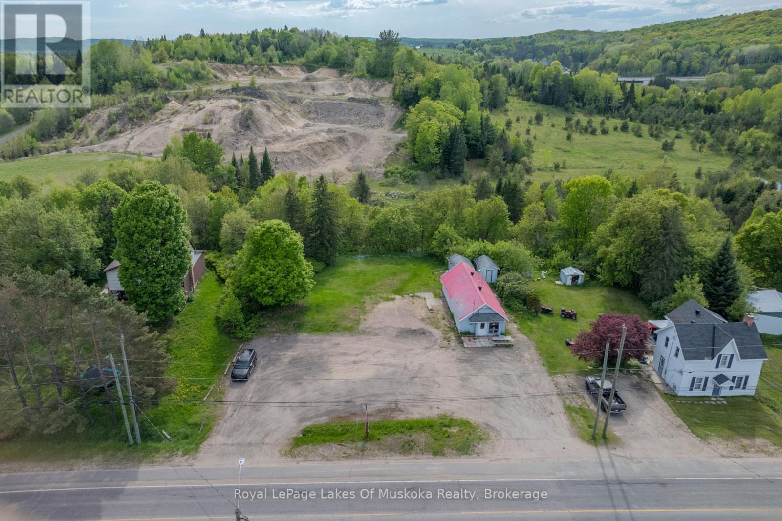 












117 ONTARIO STREET

,
Burk's Falls,







Ontario
P0A1C0

