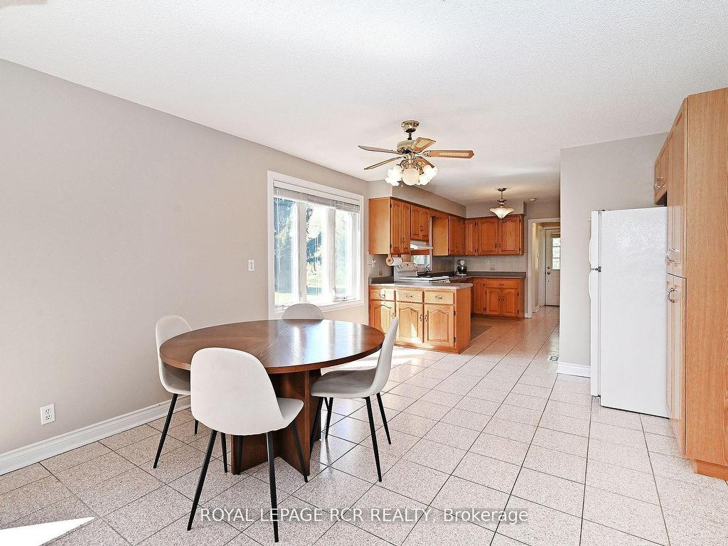 









6215


17th

Side Road,
King,







ON
L0G 1T0

