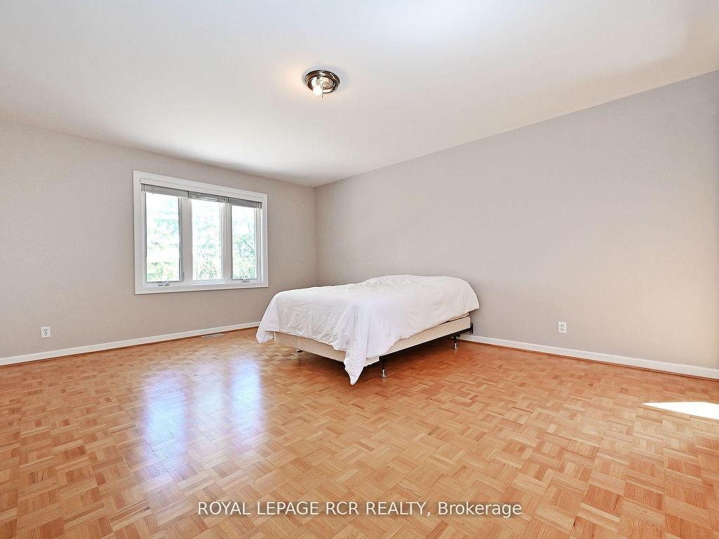 









6215


17th

Side Road,
King,







ON
L0G 1T0

