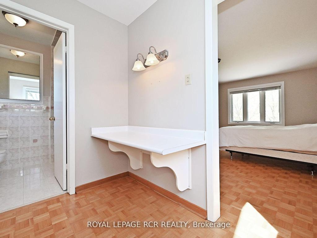 









6215


17th

Side Road,
King,







ON
L0G 1T0

