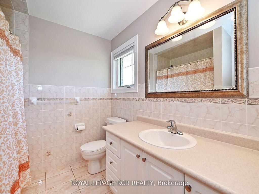 









6215


17th

Side Road,
King,







ON
L0G 1T0

