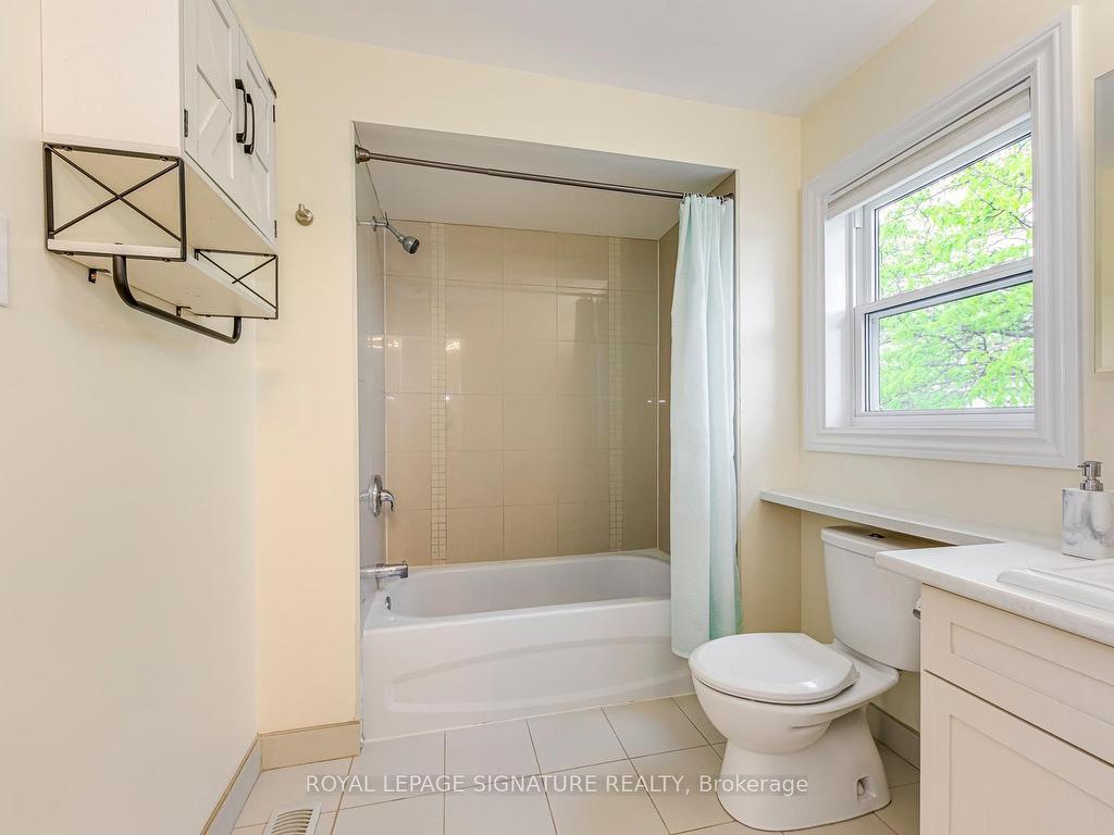 









5659


Glen Erin

Drive, 71,
Mississauga,




ON
L5M 5P2


