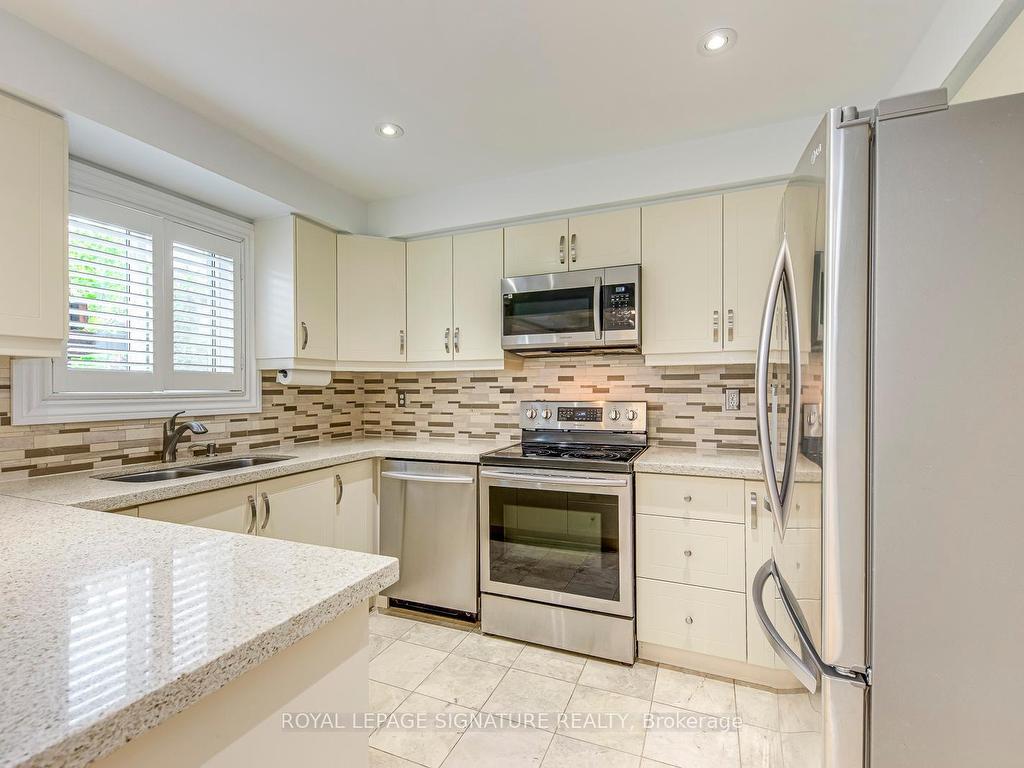 









5659


Glen Erin

Drive, 71,
Mississauga,




ON
L5M 5P2

