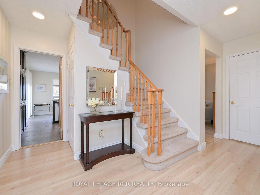 









515


College

Avenue,
Orangeville,




ON
L9W 4R9

