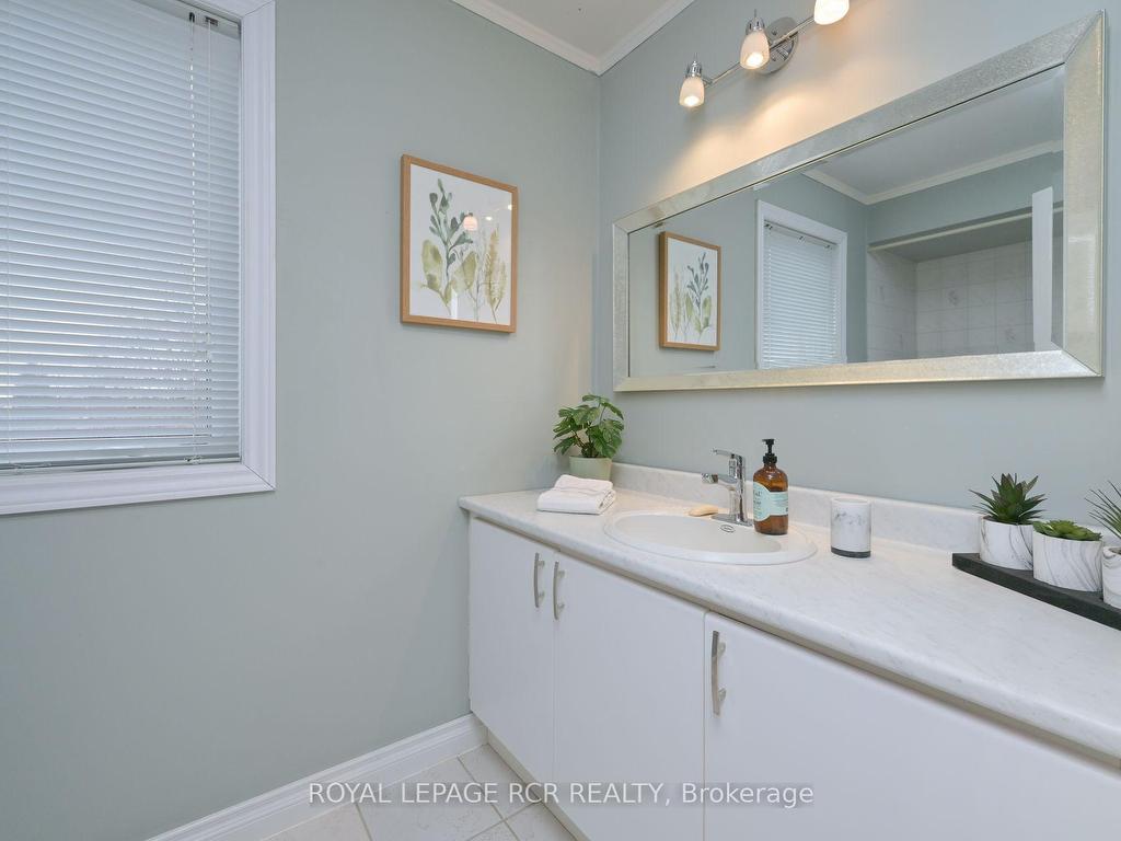 









515


College

Avenue,
Orangeville,




ON
L9W 4R9

