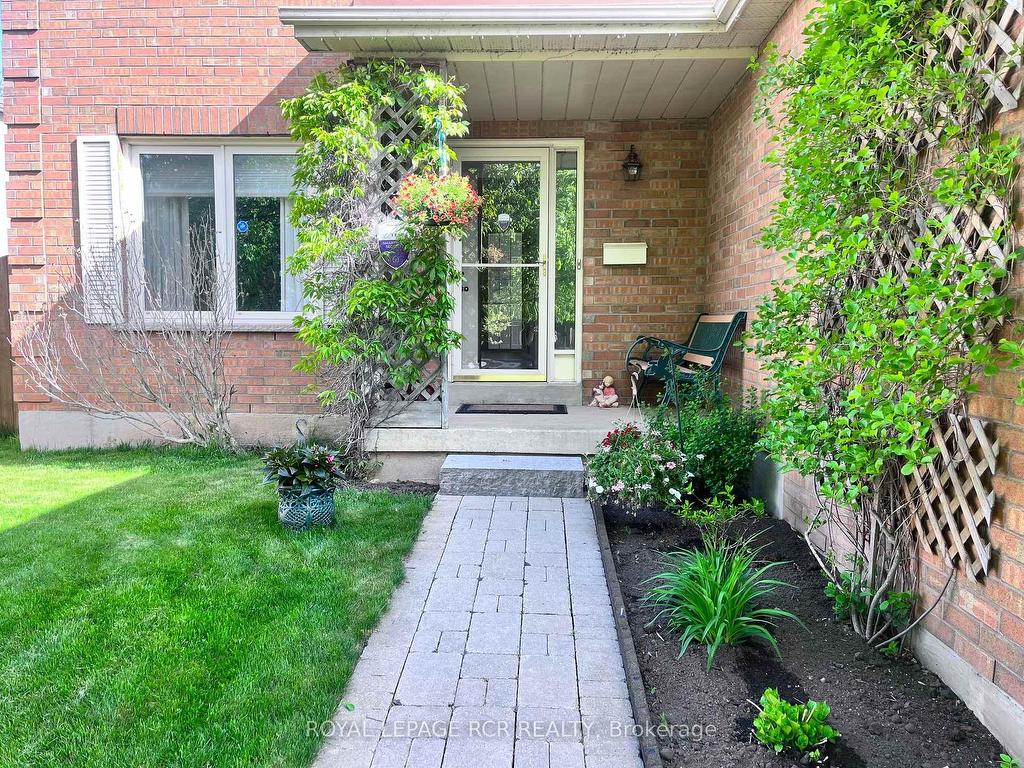 









515


College

Avenue,
Orangeville,




ON
L9W 4R9


