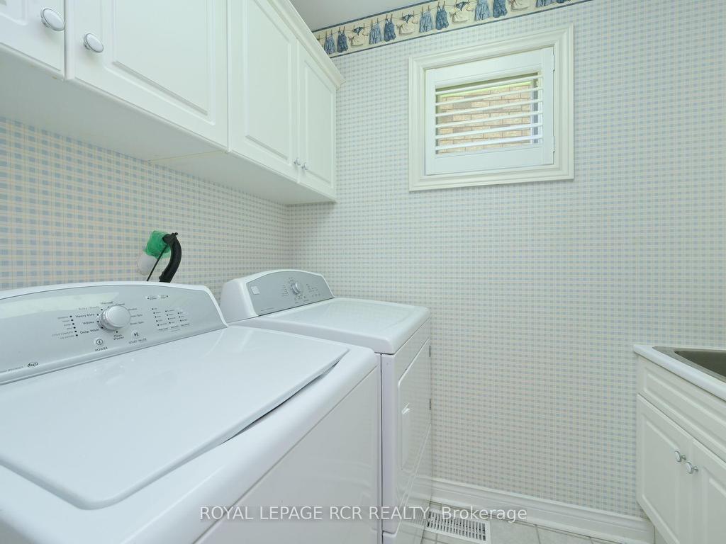 









6


Belair

Place,
New Tecumseth,




ON
L9R 1Z1

