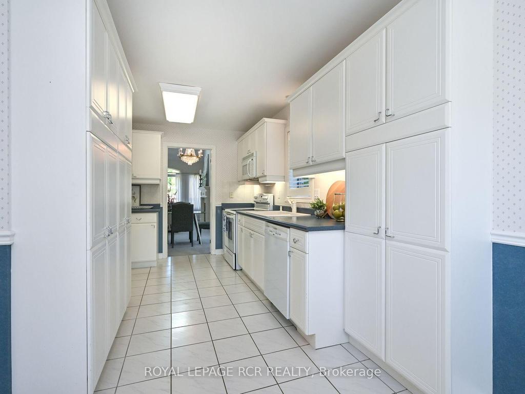 









6


Belair

Place,
New Tecumseth,




ON
L9R 1Z1

