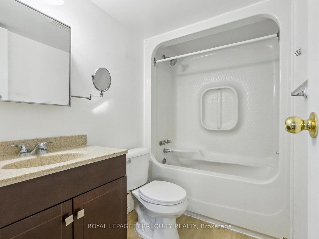 









321


Northlake

Drive, 1,
Waterloo,




ON
N2V 1Z1

