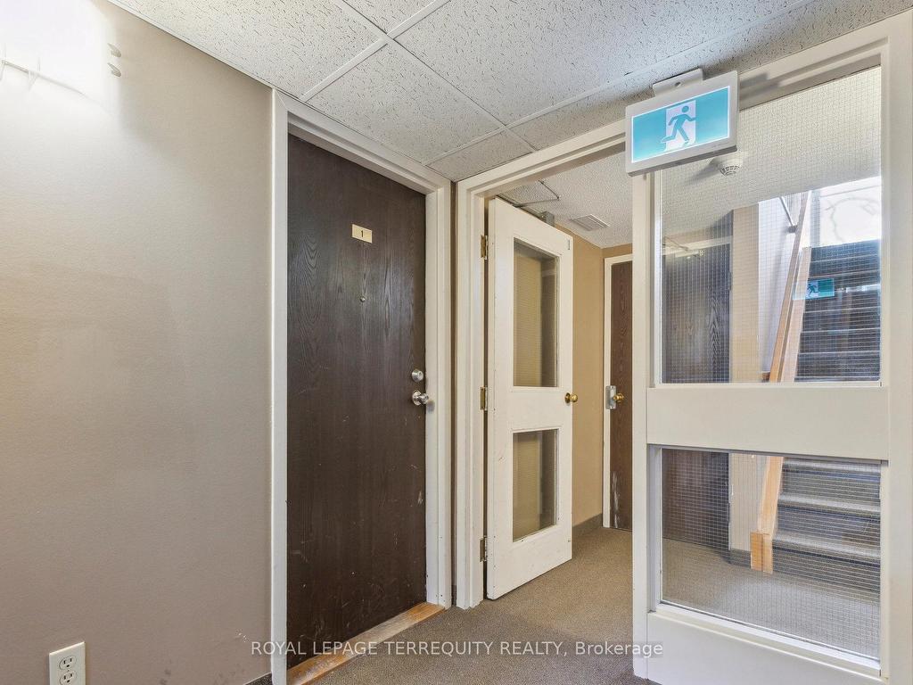 









321


Northlake

Drive, 1,
Waterloo,




ON
N2V 1Z1

