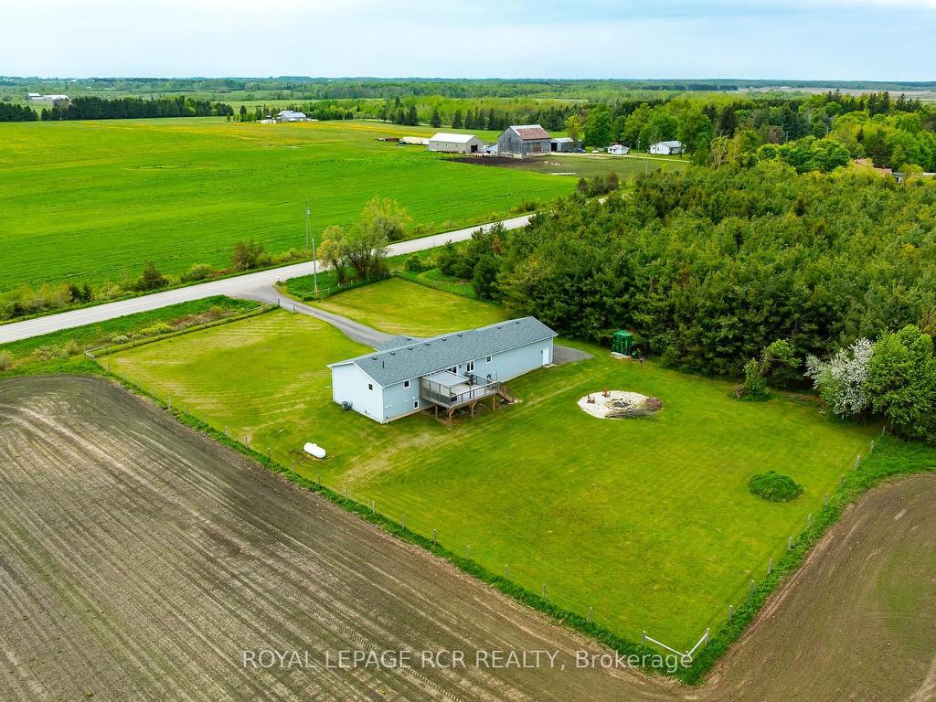 









384345


Sideroad 20

N/A,
Amaranth,




ON
L9W 3Z2


