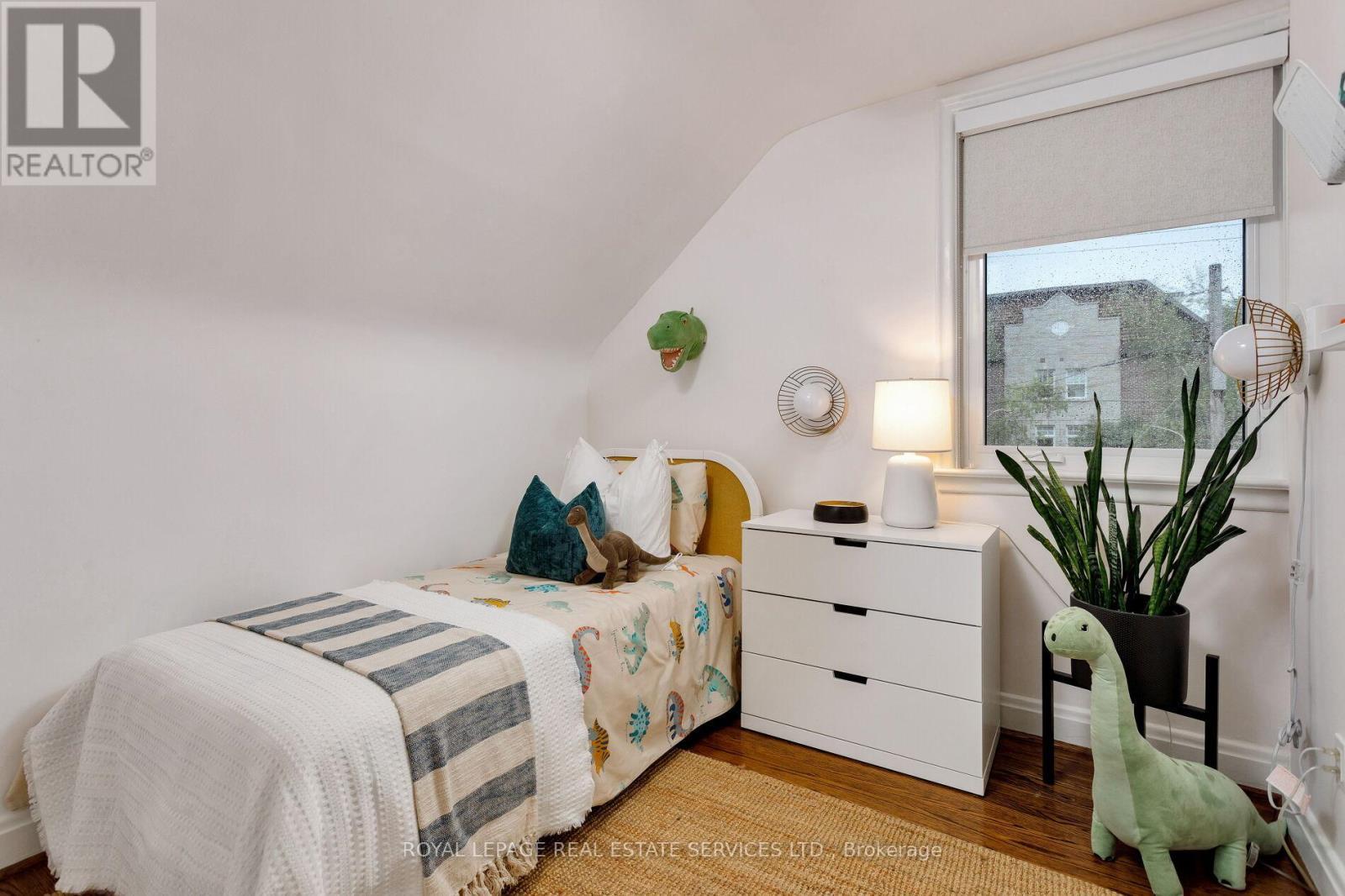 












246 BERRY ROAD

,
Toronto,




Ontario
M8Y1X9

