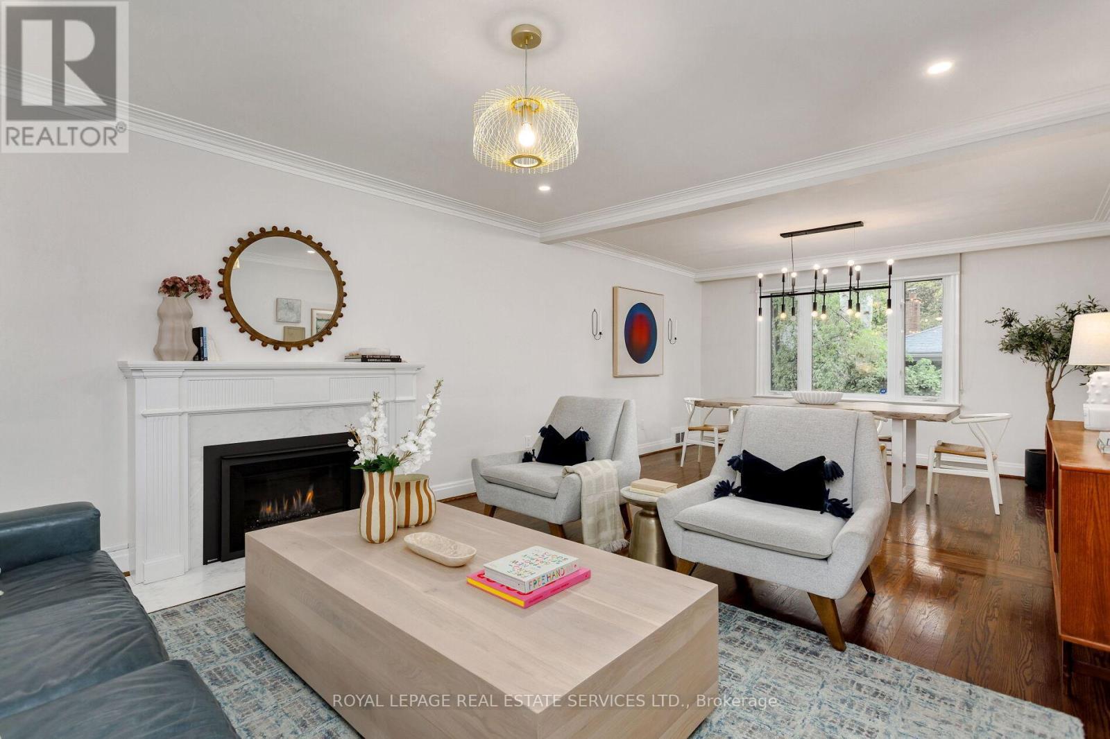 












246 BERRY ROAD

,
Toronto,




Ontario
M8Y1X9


