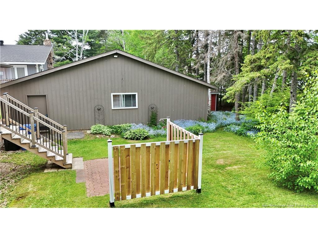 









920


Msgr Godin

CRT,
Bathurst,




NB
E2A 4E6


