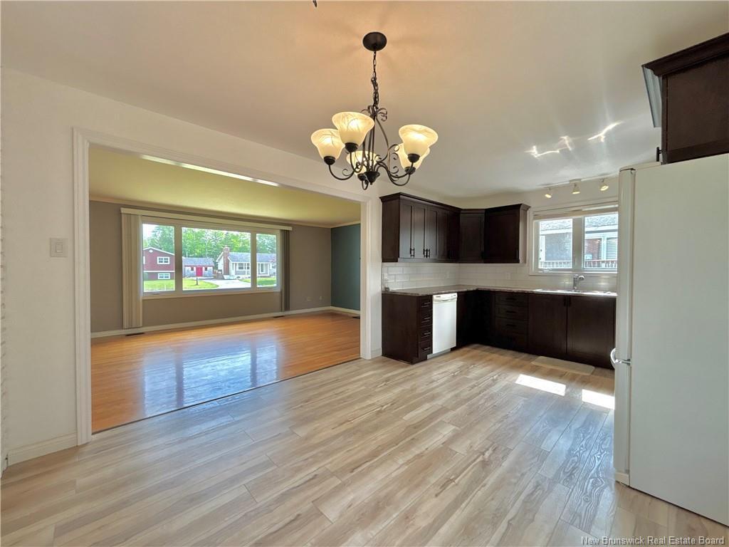 









920


Msgr Godin

CRT,
Bathurst,




NB
E2A 4E6

