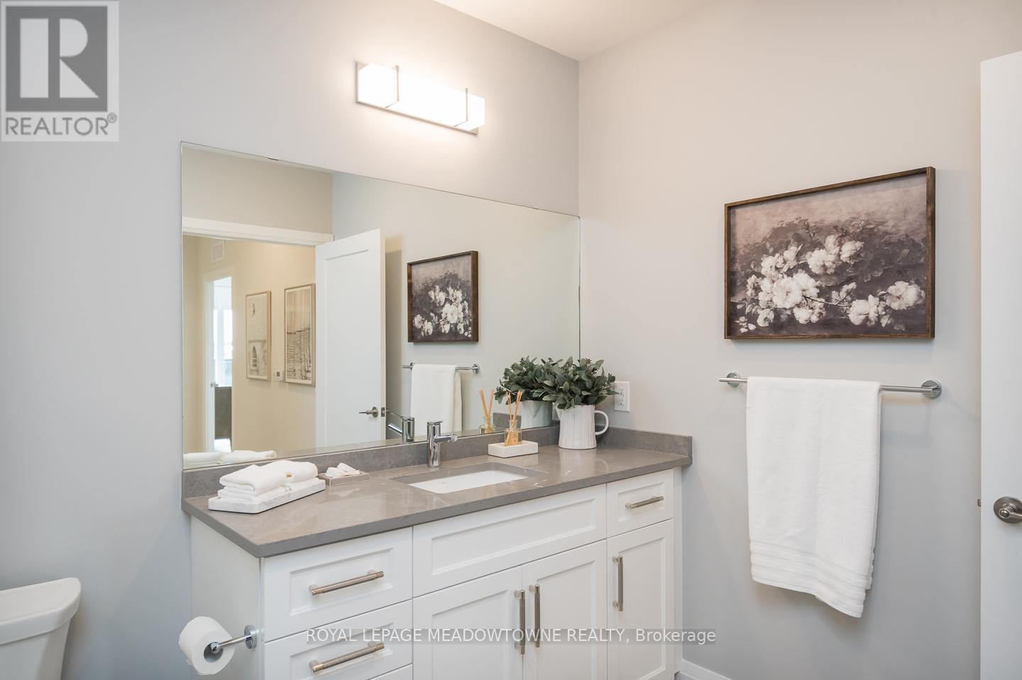 












1301 - 71 WYNDHAM STREET S

,
Guelph,




Ontario
N1E5R3

