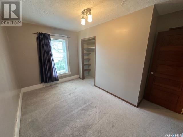 












107 1st AVENUE W

,
Gravelbourg,




Saskatchewan
S0H1X0

