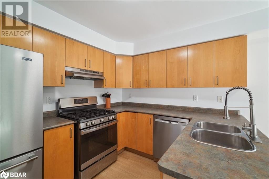 












2380 PATHFINDER Drive

,
Burlington,




Ontario
L7L6N8

