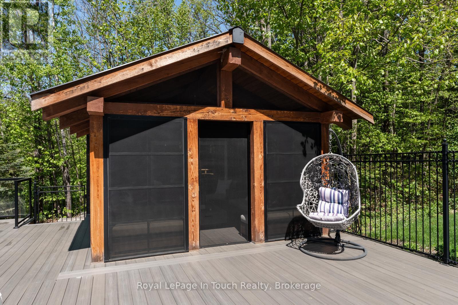 












2804 JANES LANE

,
Severn (Coldwater),




Ontario
L0K1E0


