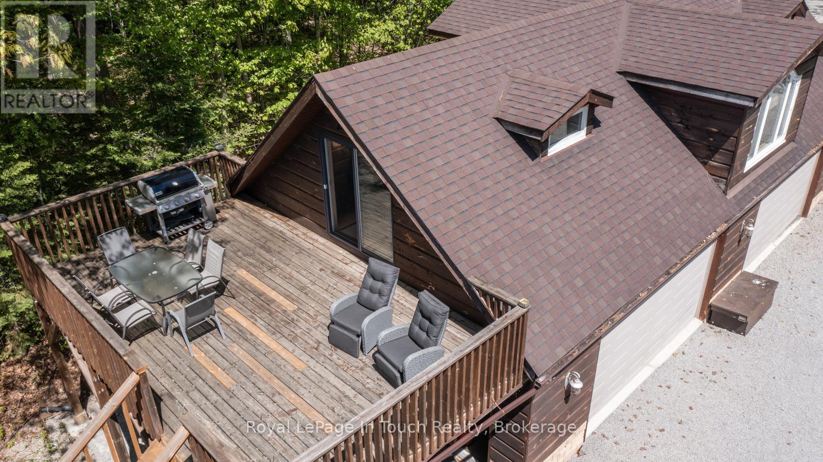 












2804 JANES LANE

,
Severn (Coldwater),




Ontario
L0K1E0

