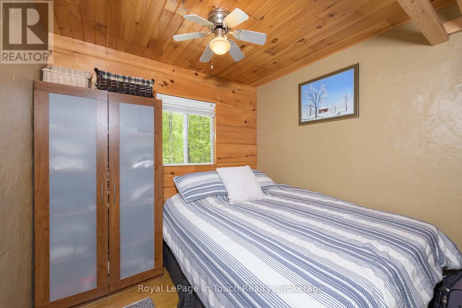 












2804 JANES LANE

,
Severn (Coldwater),




Ontario
L0K1E0

