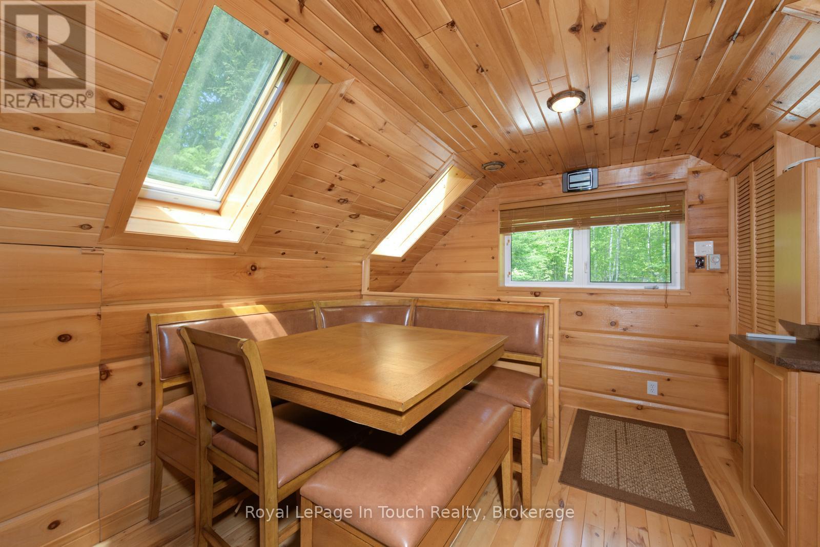 












2804 JANES LANE

,
Severn (Coldwater),




Ontario
L0K1E0

