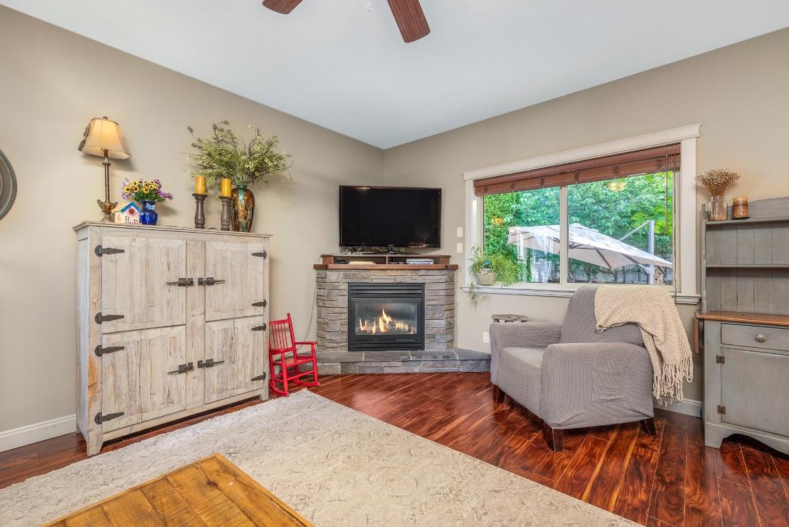 









955


Mt Begbie

Drive,
Vernon,




BC
V1B 2Z5

