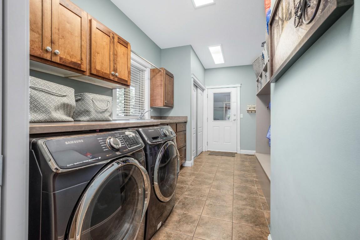 









955


Mt Begbie

Drive,
Vernon,




BC
V1B 2Z5

