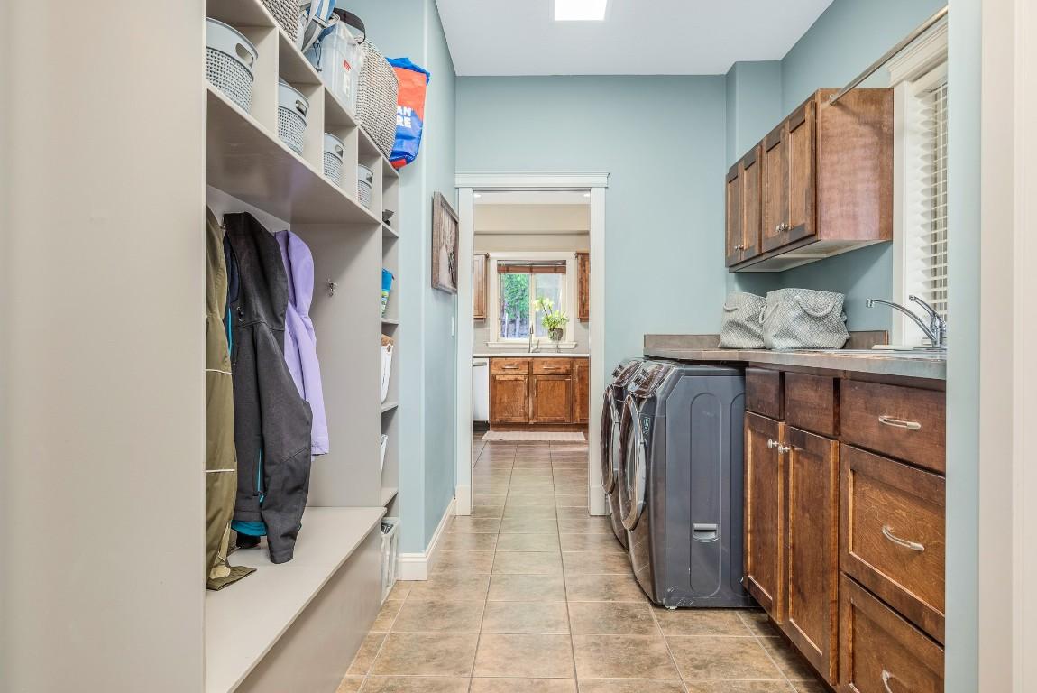 









955


Mt Begbie

Drive,
Vernon,




BC
V1B 2Z5

