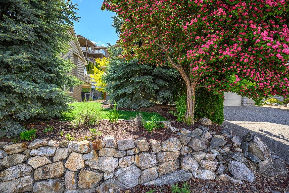 









955


Mt Begbie

Drive,
Vernon,




BC
V1B 2Z5

