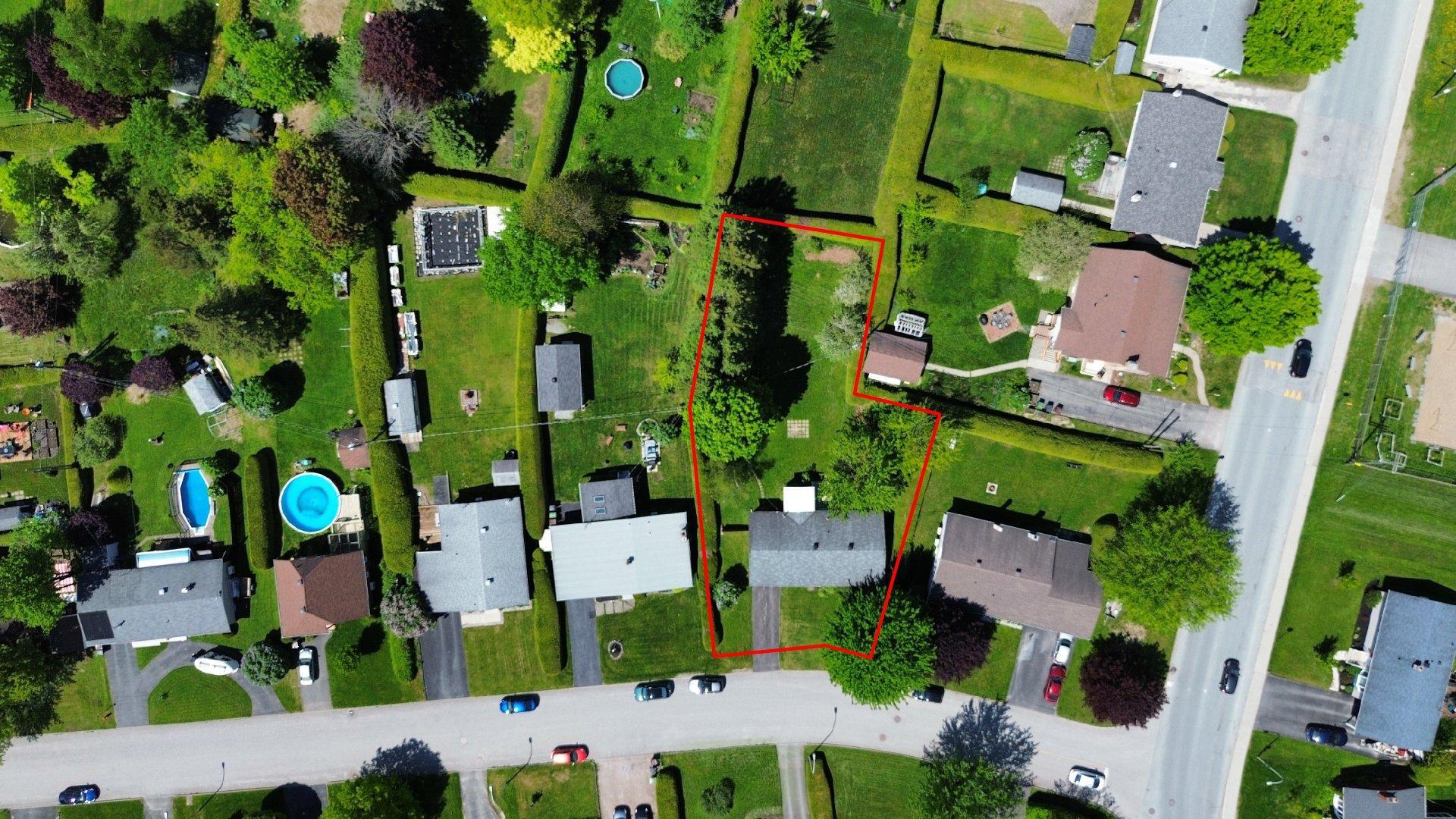 









850


Rue des Jacinthes

,
Sherbrooke (Fleurimont),




QC
J1E1J8

