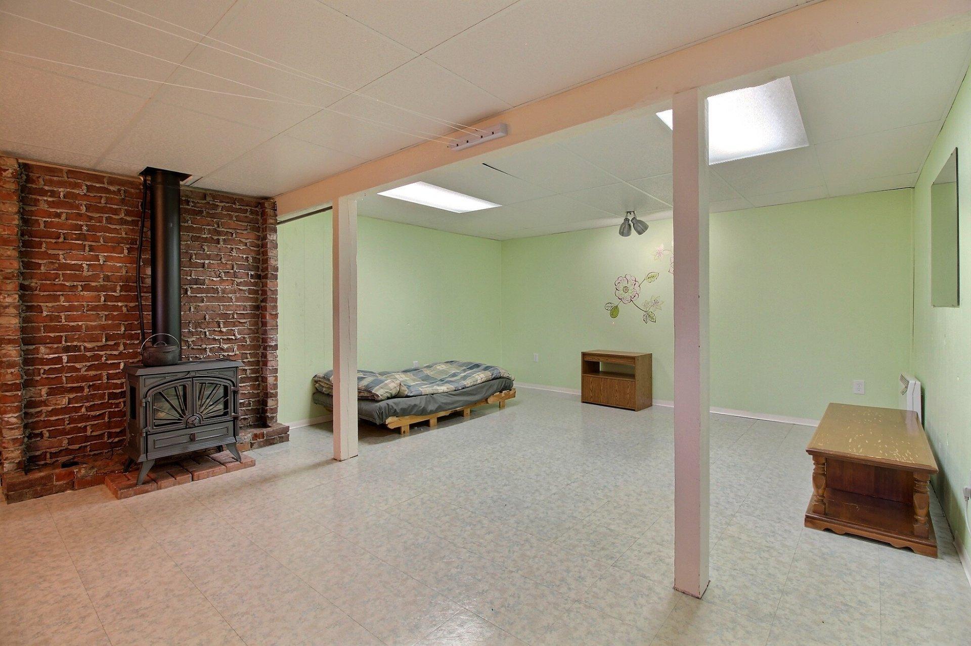 









850


Rue des Jacinthes

,
Sherbrooke (Fleurimont),




QC
J1E1J8

