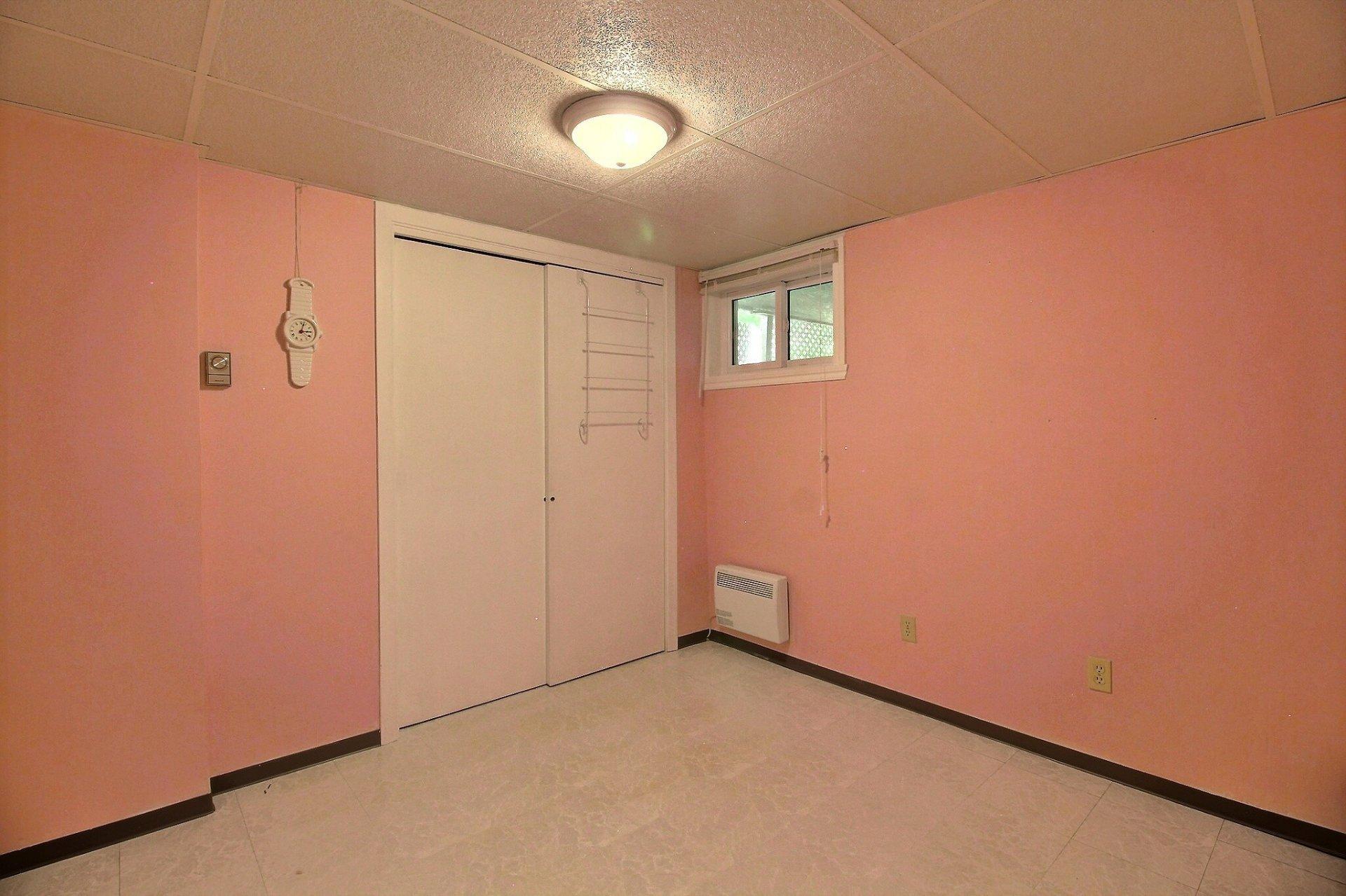 









850


Rue des Jacinthes

,
Sherbrooke (Fleurimont),




QC
J1E1J8

