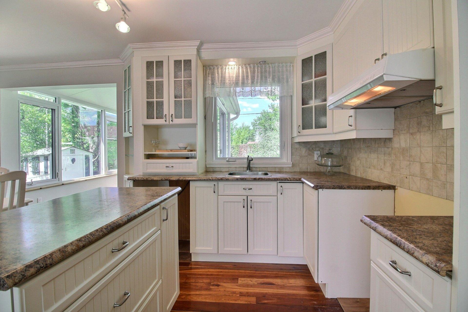 









850


Rue des Jacinthes

,
Sherbrooke (Fleurimont),




QC
J1E1J8

